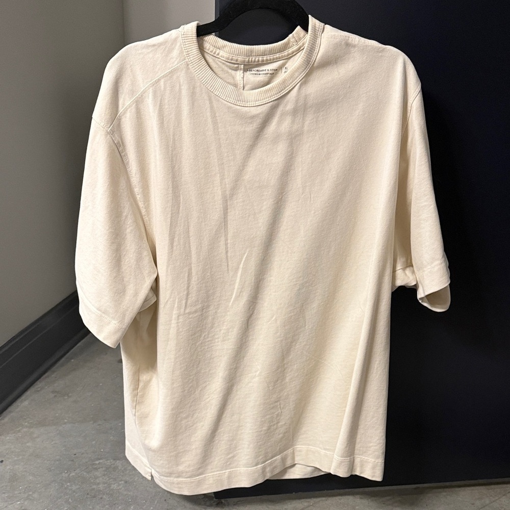 Abercrombie & Fitch Cream Short Sleeve Premium Tee